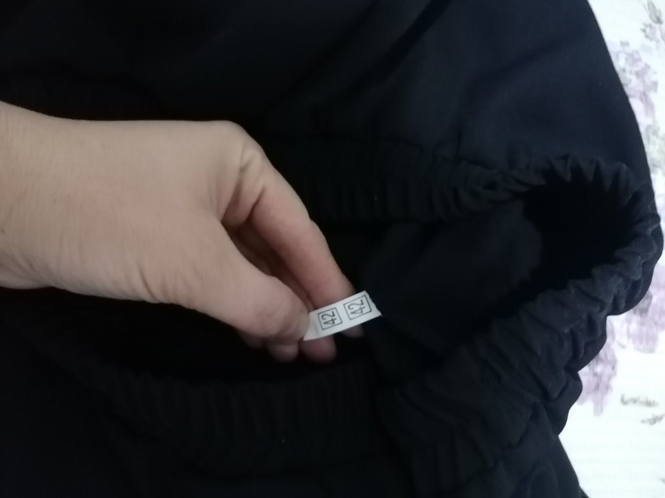 Kadın Siyah Düğmeli Salaş Kumaş Pantolon - Görsel 2