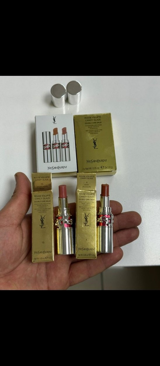 Yves Saint Laurent Parlak Kırmızı Ruj - Görsel 2