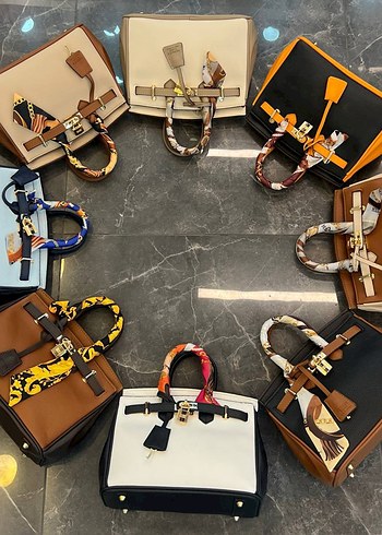 Zincir Detaylı Çok Renkli Deri Kadın Çanta - Görsel 16