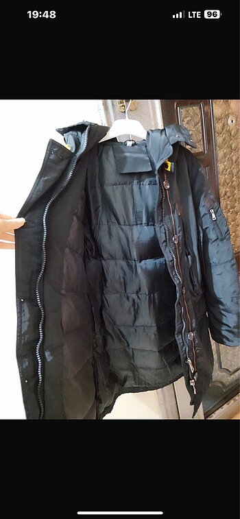 m Beden Parajumpers siyah kapüşonlu mont m beden