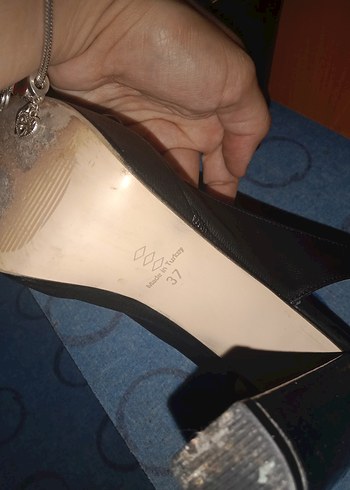 Siyah Tokalı Platform Topuklu Kadın Ayakkabı - Görsel 4