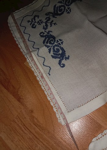 Nakışlı Beyaz Masa Örtüsü - Görsel 4