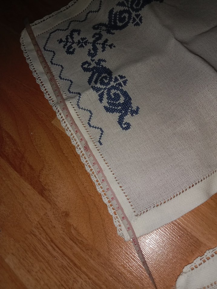 Nakışlı Beyaz Masa Örtüsü - Görsel 4