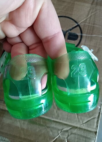 23 Beden yeşil Renk Hush puppies sandalet 