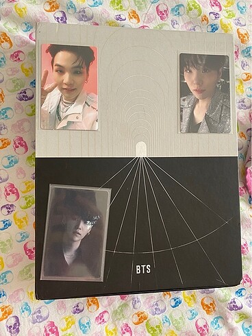 Bts mots on:e photobook