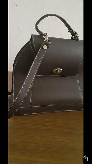  Beden kahverengi Renk Vakko çanta el çantası kol ve çarpraz olarak kullanılabılır