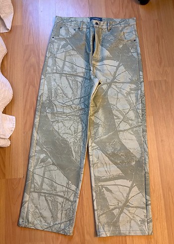 Urban Outfitters Quite Often Kamuflaj Pantolon