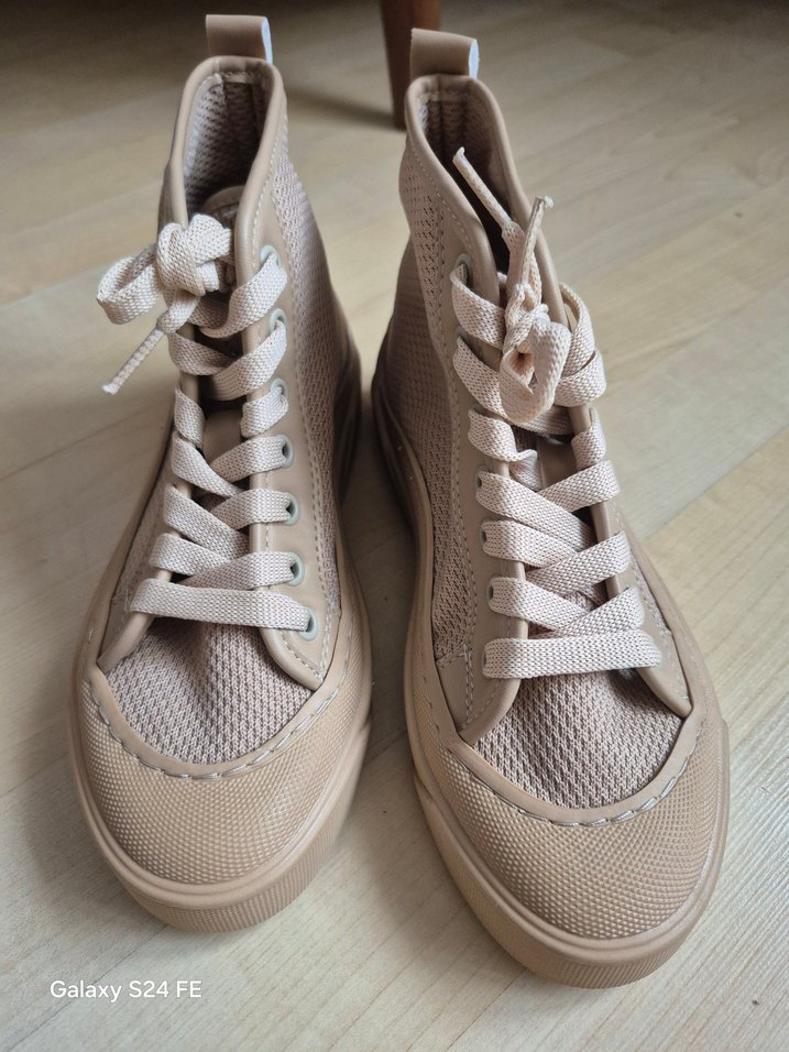 Bej Dolgu Topuklu Bağcıklı Kadın Spor Ayakkabı - Görsel 2