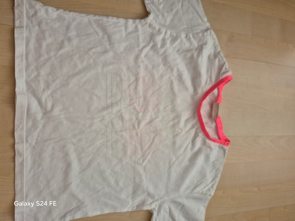 Nakışlı Beyaz Çocuk askılı bluz kısa kollu tişört - Görsel 2