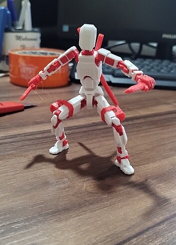  Beden Hareketli robot.