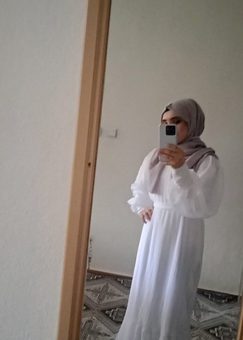 Diğer Beyaz Uzun Elbise