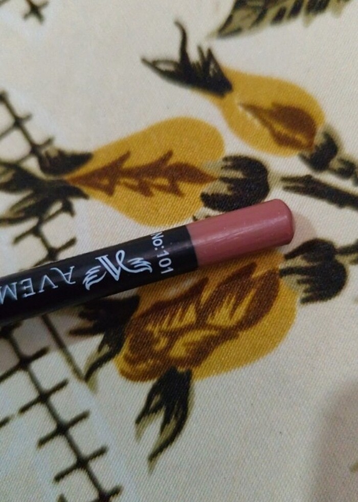 Dudak kalemi - Görsel 3