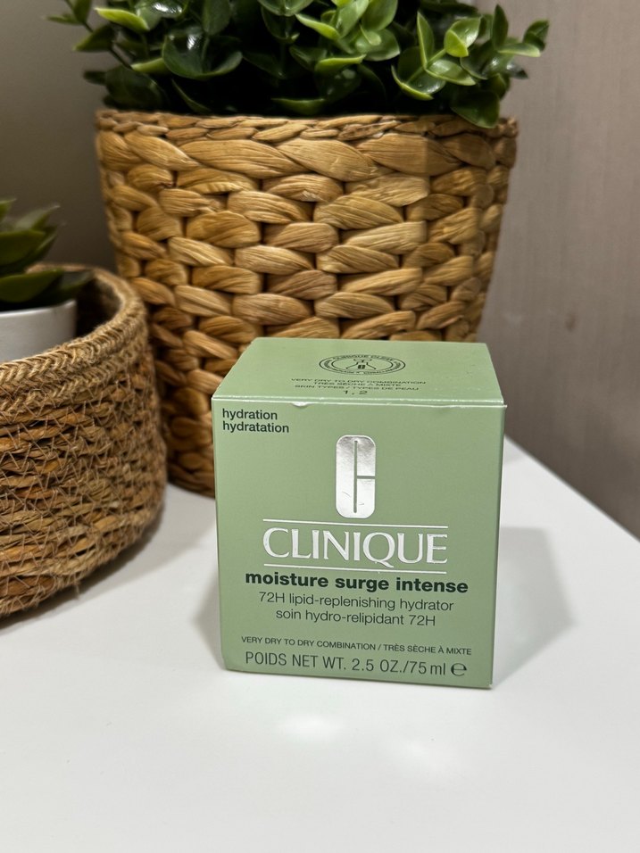 Clinique Moisture Surge Intense Nemlendirici - Görsel 2