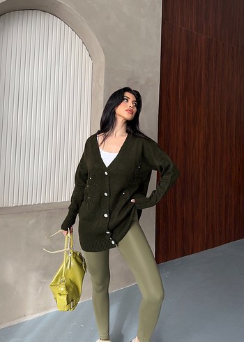 Süzene ve taşlı kristal düğmeli triko hırka - Görsel 5