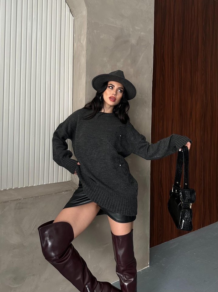 Süzene ve taşlı triko kazak - Görsel 3