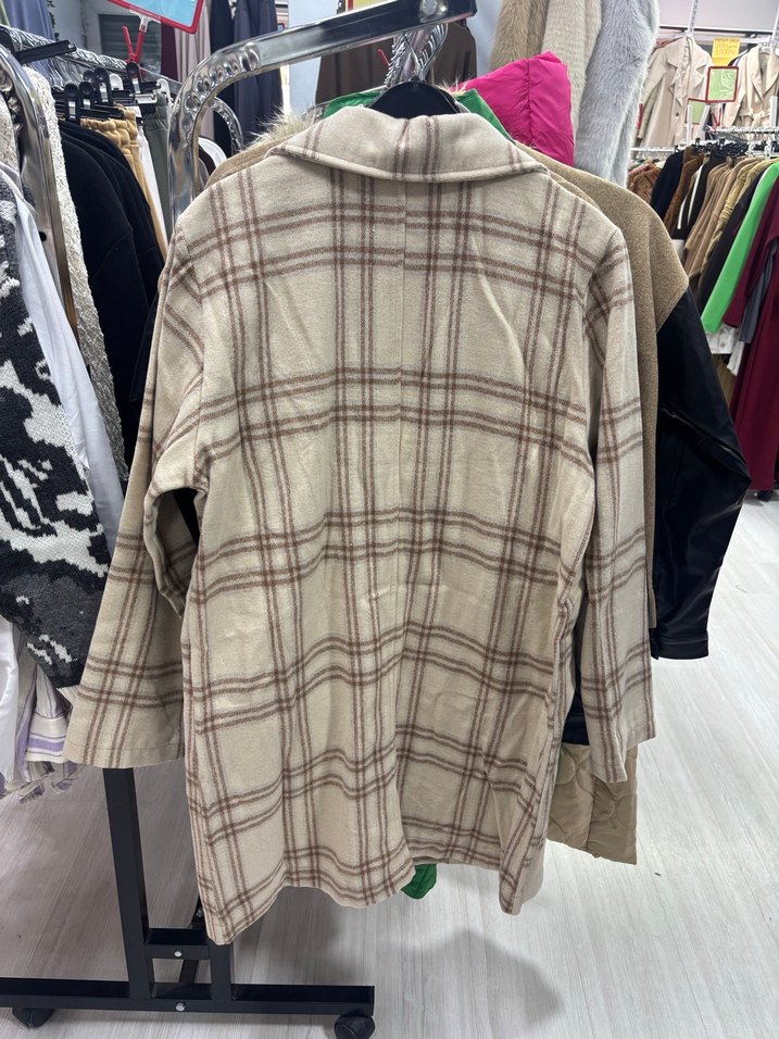 Bej Kareli Kadın Kaban - Görsel 3