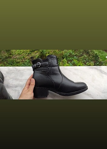 Polaris kadın bot