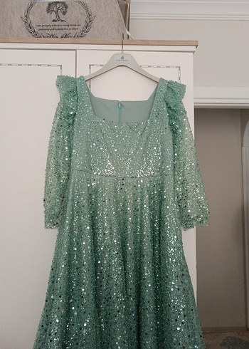 Parlak Yeşil Uzun Drapeli Kadın Abiye - Görsel 5