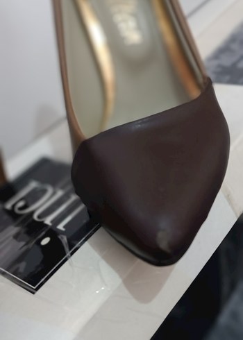 Kahverengi Tokalı Kadın Stiletto - Görsel 3