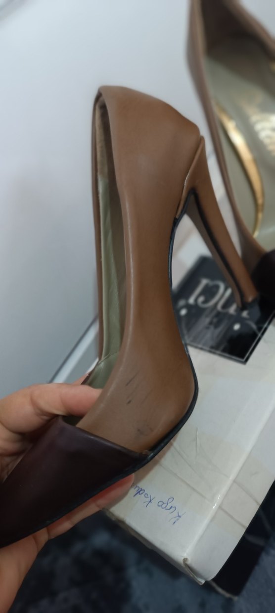 Kahverengi Tokalı Kadın Stiletto - Görsel 2