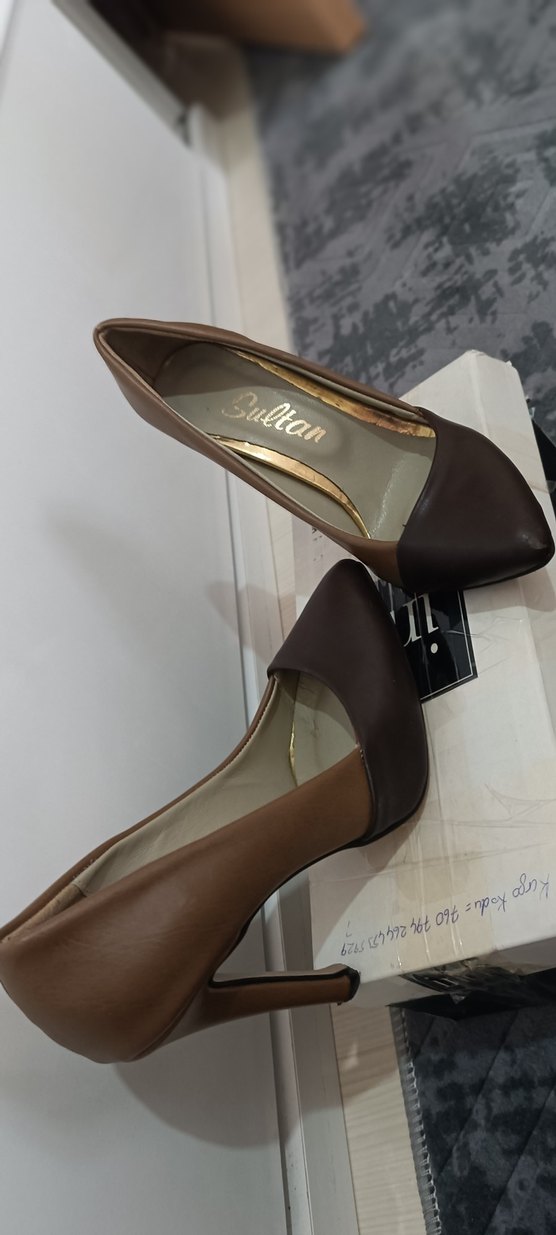 Kahverengi Tokalı Kadın Stiletto - Görsel 4