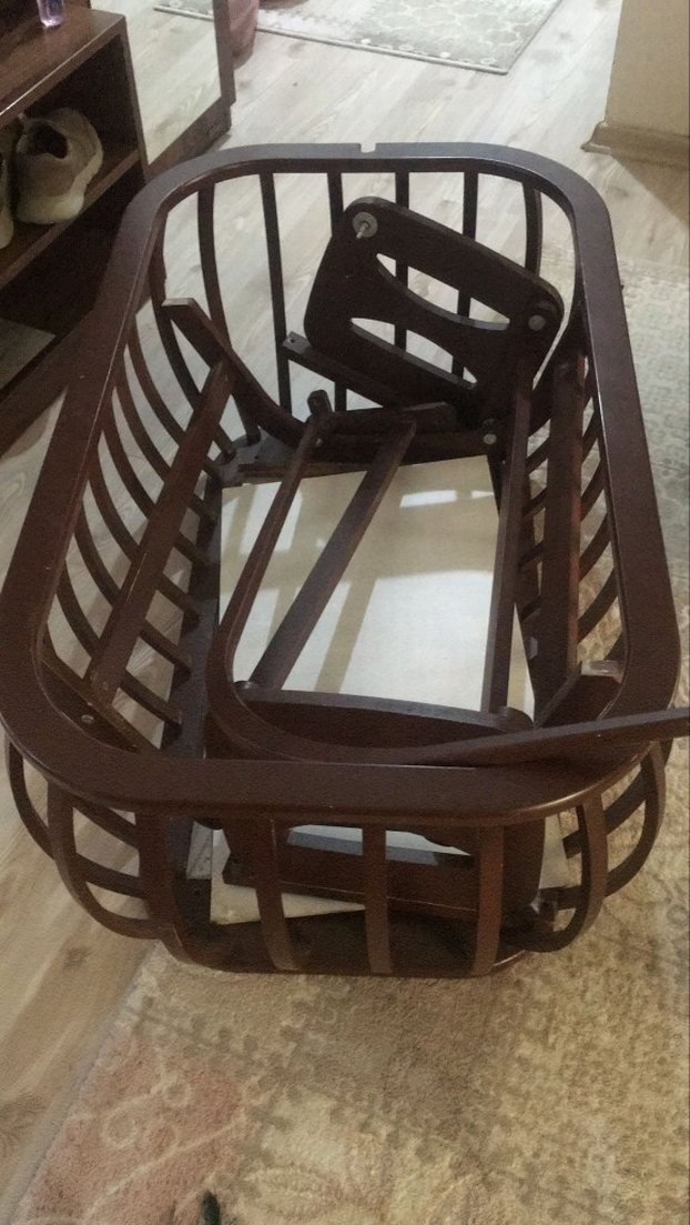 Koyu Kahverengi Ahşap Bebek Beşiği - Görsel 2