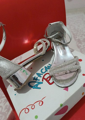 Beyaz Pullu Yüksek Topuklu Abiye Ayakkabı - Görsel 3