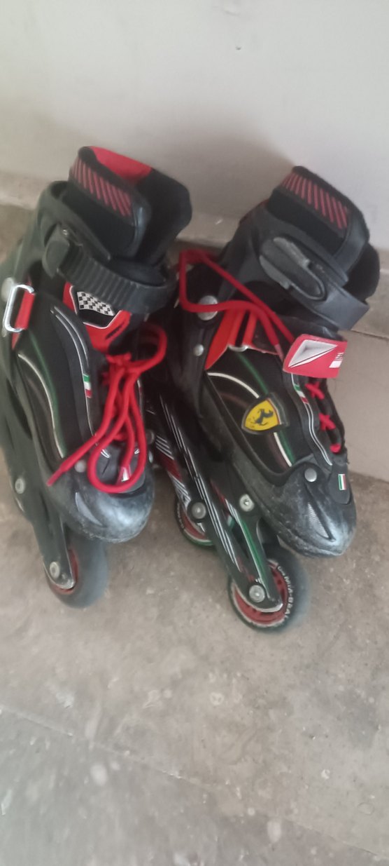 Kırmızı Bağcıklı Erkek Spor Paten - Görsel 2