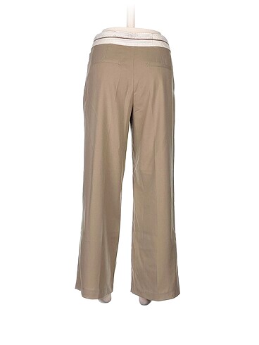 32 Beden Stradivarius Kumaş Pantolon %70 İndirimli.
