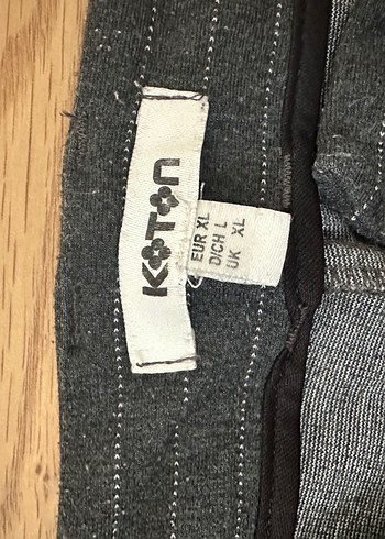 Kadın Gri Düğmeli Midi Kot Pantolon - Görsel 2