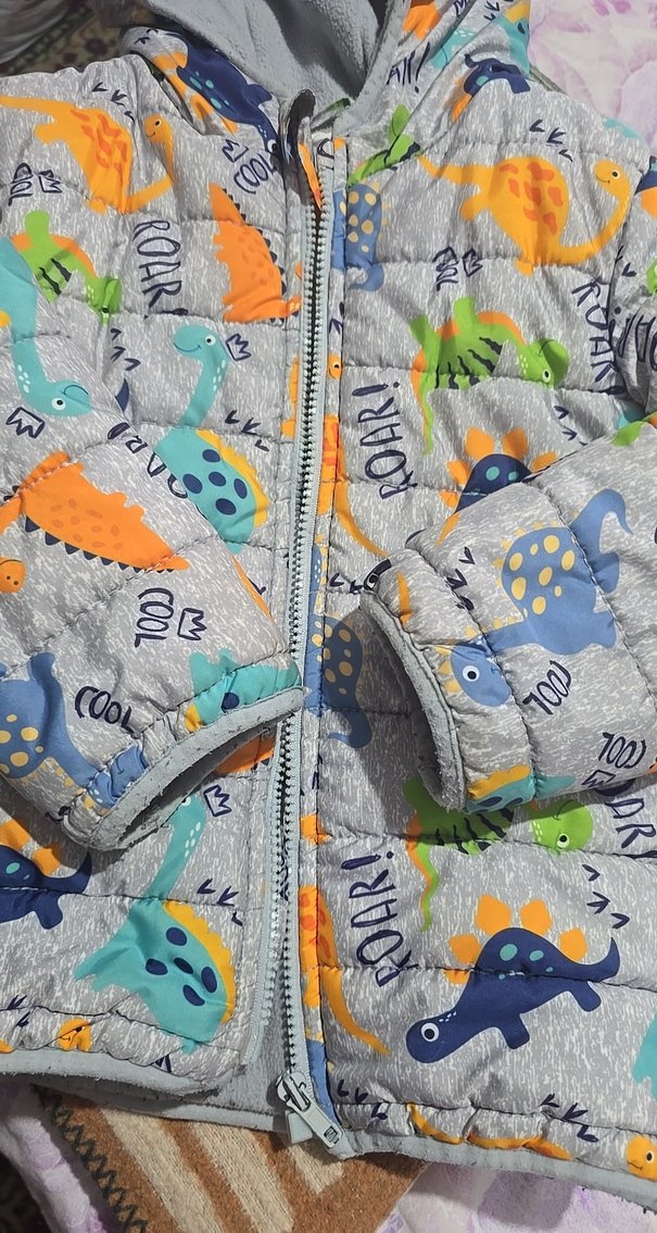 Kapüşonlu Erkek Çocuk Gri Desenli Fermuarlı Mont - Görsel 2