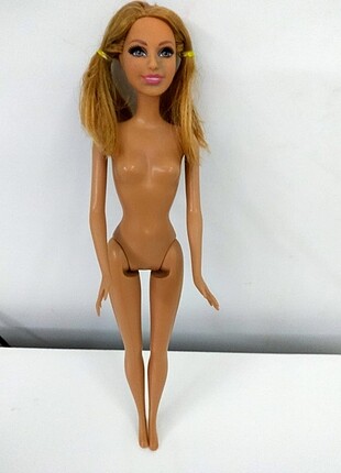 Barbie bebek