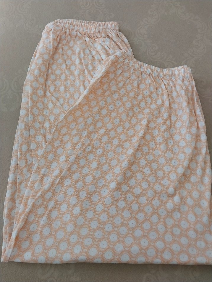 Askısız, Gecelik - Görsel 3