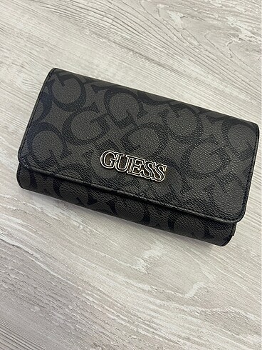 Guess cüzdan