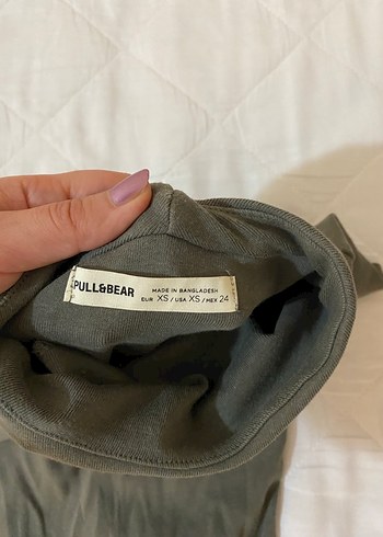Pull and Bear haki Yüksek Yakalı Uzun Elbise