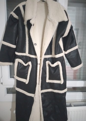 Siyah Deri Kürklü Uzun Kadın Kışlık Ceket - Görsel 7