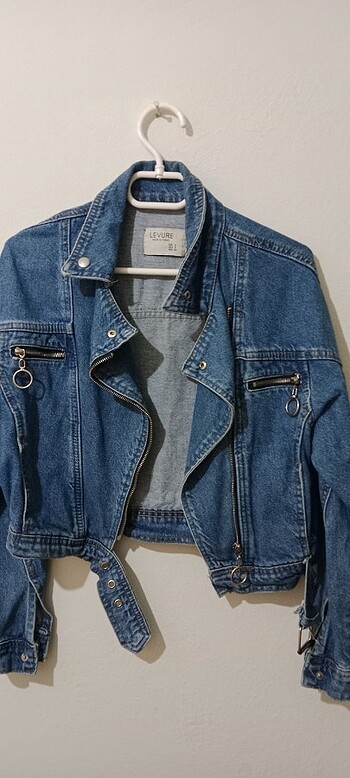Crop ceket 