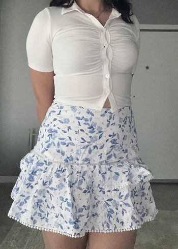 Dantel Detaylı Beyaz Midi Mini Etek ve crop gömlek