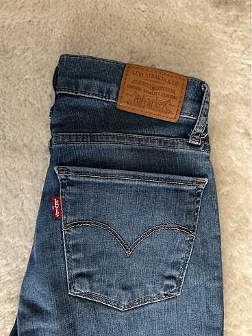 Levi?s dar paça jean