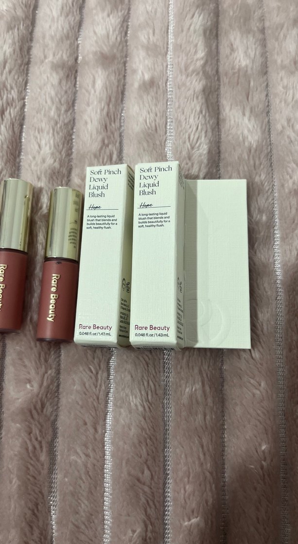 Rare Beauty Soft Pinch Sıvı Allık  mini set -Hope rengi - Görsel 4