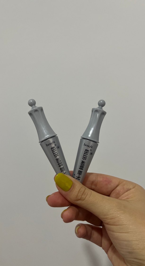 Benefit 24-Hr Kaş Sabitleyici Jel - transparan - Görsel 2