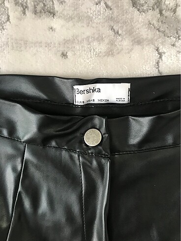 Bershka deri pantolon s/26 beden