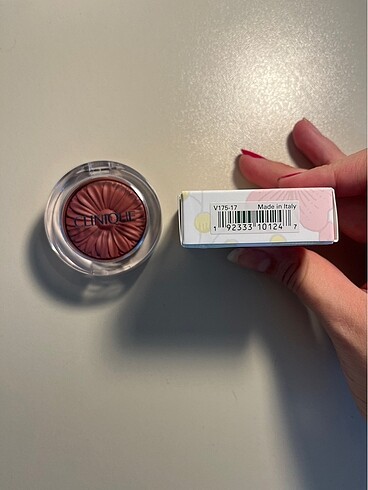 Beden Clinique allık black honey