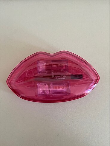 Huda Beauty Huda beauty lip set