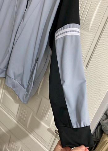 Gri Kadın Fermuarlı Spor Takımı - Görsel 6