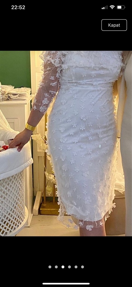 Üç boyutlu çiçek detay Beyaz Midi elbise - Görsel 3