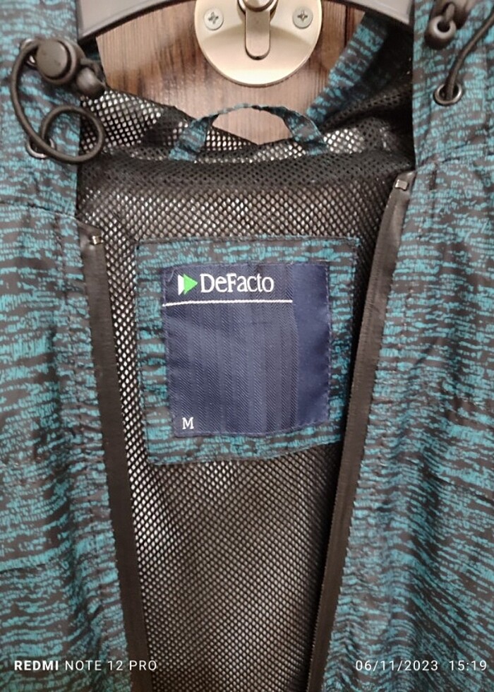 Yagmurluk mont spor ceket - Görsel 4