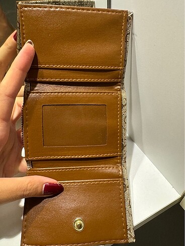 Diğer Guess cüzdan