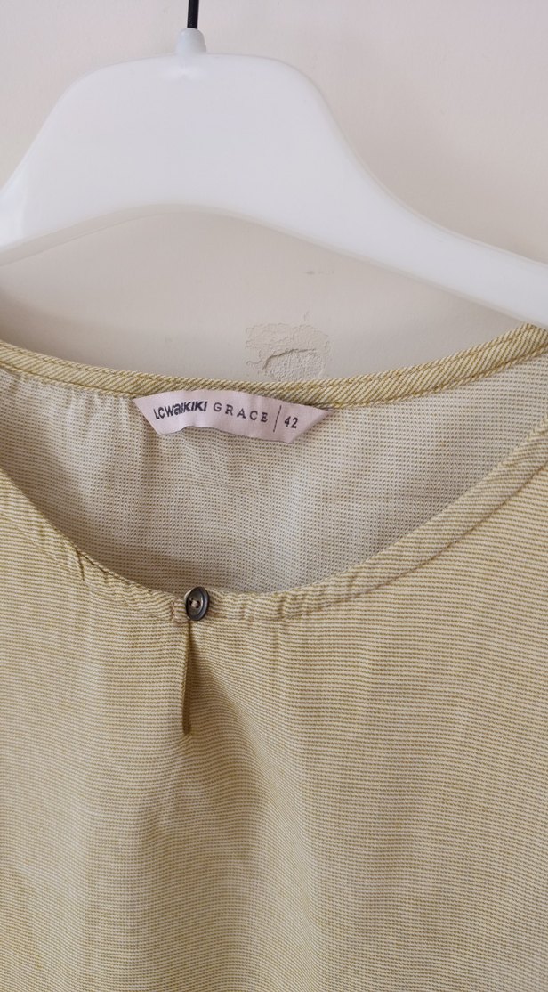 Bej Kısa Kollu Keten Kadın Bluz - Görsel 2