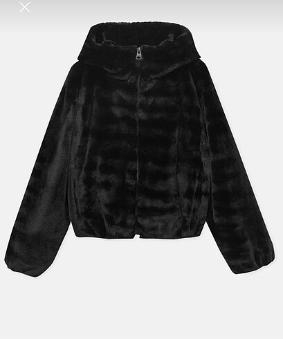 Pull and bear kapüşonlu siyah kürk